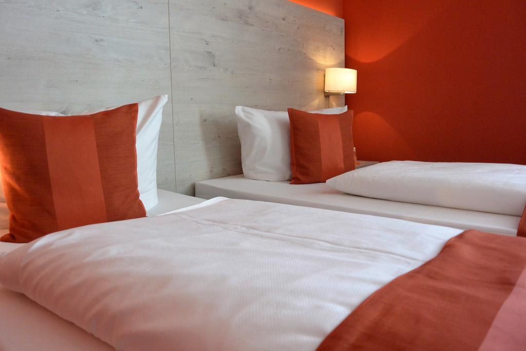 Hotel Schlee Hohenschaftlarn Екстер'єр фото