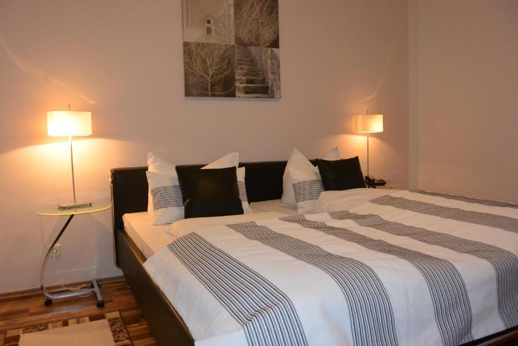 Hotel Schlee Hohenschaftlarn Екстер'єр фото