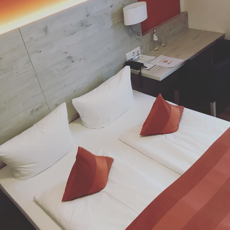 Hotel Schlee Hohenschaftlarn Екстер'єр фото